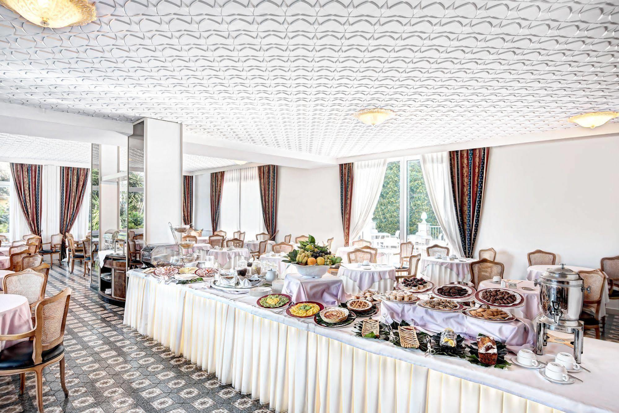 Hotel Caravel Sant'Agnello Bagian luar foto
