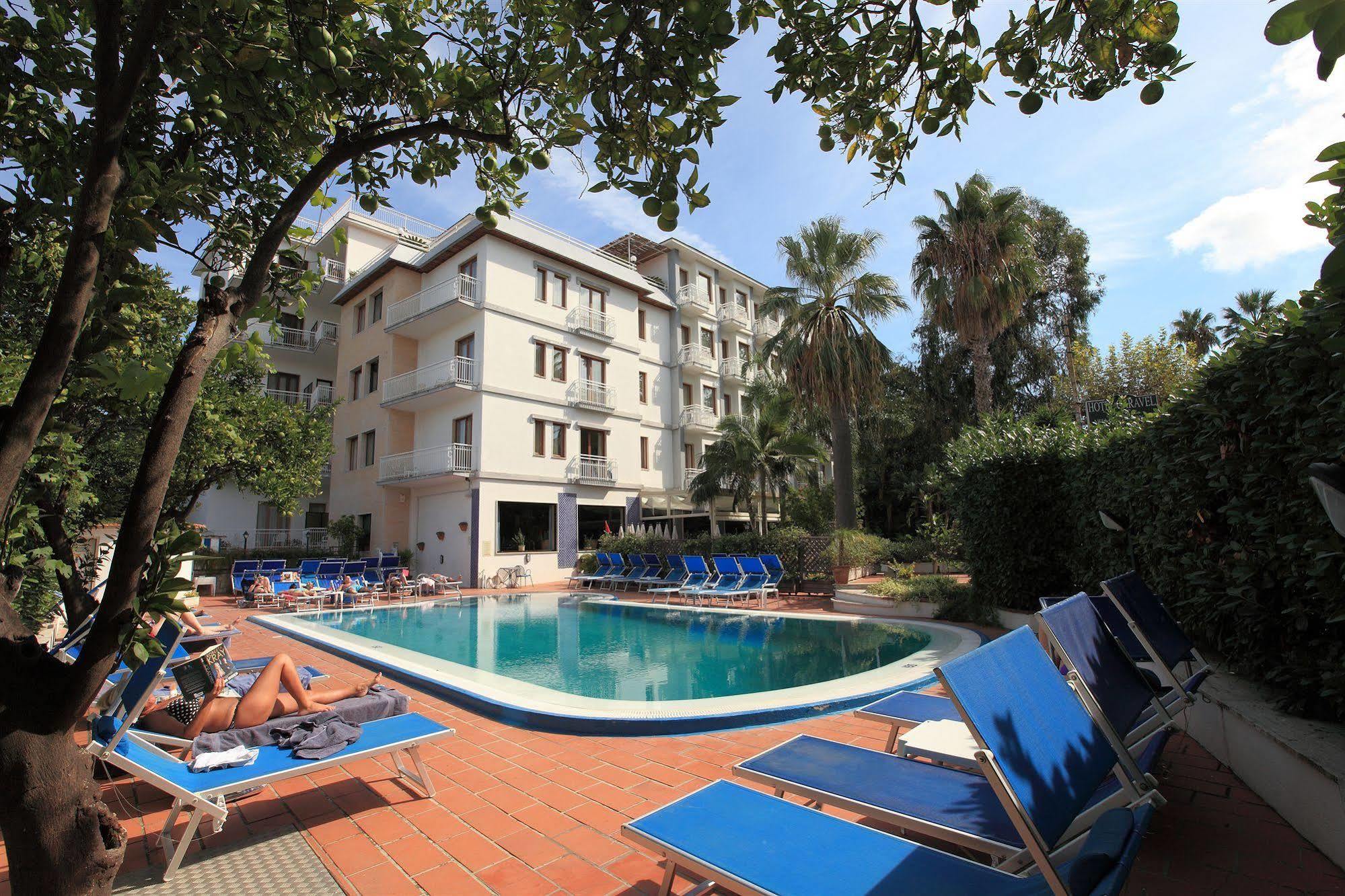 Hotel Caravel Sant'Agnello Bagian luar foto